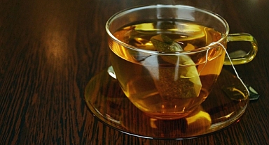 Çay poşetlerini sakın çöpe atmayın: Attığınız her çay poşeti için bin pişman olacaksınız.