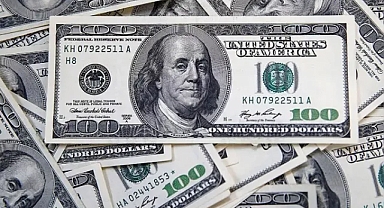 Dolar uçuşa geçti: Ekonomi uzmanlarından ilk tepkiler geldi 