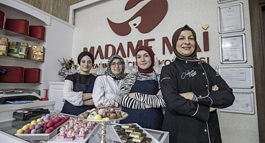 Erzurumlu kadın girişimci devlet desteğiyle açtığı imalathanede çikolata üretip ev kadınlarına istihdam sağlıyor