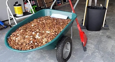 Eski çalışanına maaşını binlerce bozuk parayla ödeyen patrona 40 bin dolarlık ceza