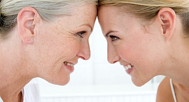 Gece süren sabah 10 yaş genç uyanıyor! Yaşlanmayı tarihe gömen muhteşem formül