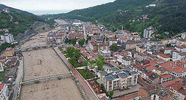 İklim değişikliği Karadeniz Bölgesi'ni sel ve heyelanlar konusunda tehdit ediyor 