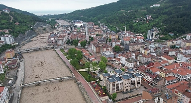 İklim değişikliği Karadeniz Bölgesi'ni sel ve heyelanlar konusunda tehdit ediyor