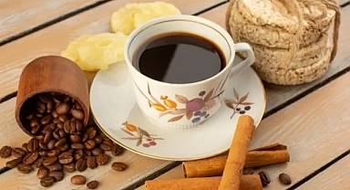 Kahveye tarçın ekleyince etkisine inanamayacaksınız. Kilo verdiriyor, enerji artırıyor...