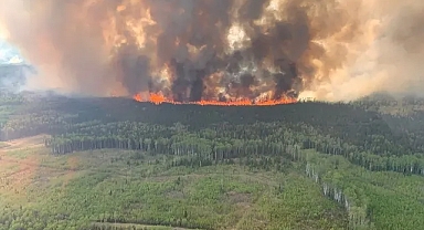 Kanada'da orman yangınları sürüyor: Binlerce kişi tahliye edildi