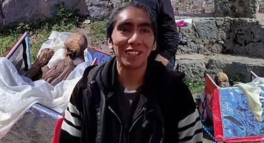 Kız arkadaşım diye 800 yıllık erkek mumyayla uyudu…