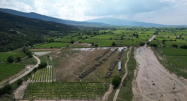 Manisa ve Denizli'de selin yaşandığı bölgelerde çalışmalar sürüyor