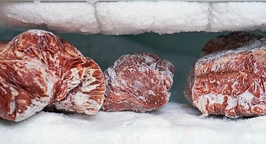 Meğer yıllardır yanlış yapıyormuşuz: Dondurulmuş kıymayı çözdürürken sakın bu hatayı yapmayın