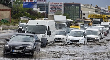Meteoroloji'den yeni hava durumu raporu: İstanbul, Ankara ve İzmir dahil 30 kente sarı uyarı