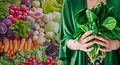 Mutlu insanlar mı sebze yer yoksa sebze yemek mi mutlu eder? Hangi sebze ve meyveleri tüketmek daha etkili?