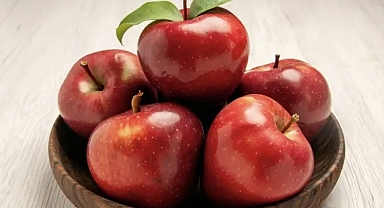 Niçin günde 1 elma yemeliyiz? Faydalarını okuyunca vazgeçemeyeceksiniz...