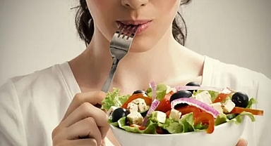 Uzmanı uyardı: Yaz için yapılan şok diyetler ölüme götürebilir 