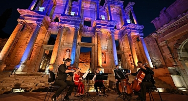 Wiener Kammersymphonie, Efes Antik Kenti'nde sahne aldı