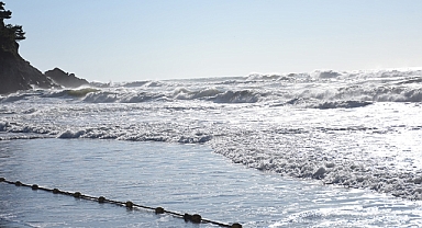 Dalganın yüksekliği 50 santimetreyi geçiyorsa denize girmeyin
