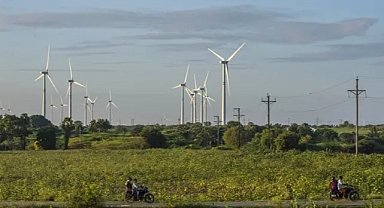 Hindistan temiz enerji ve ormanları koruyarak 14 senede karbon salımını yüzde 33 azalttı