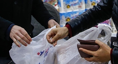 Plastik poşet ücreti 25 kuruş olarak devam edecek