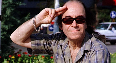 Türk Rock'ının babası Erkin Koray, 82 yaşında hayatını kaybetti