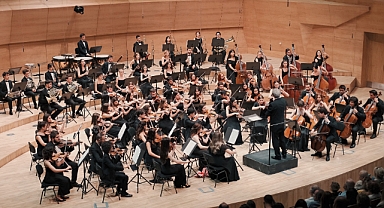 Türkiye Gençlik Filarmoni Orkestrası, İtalya’yı Büyülemeye Gitti