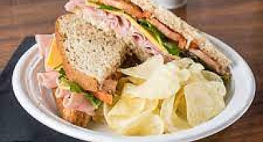 İngiltere'de tek kullanımlık plastik çatal, bıçak, tabak ve tepsi yasağı başlıyor