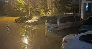 İstanbul'da sel ve su baskınları meydana geldi