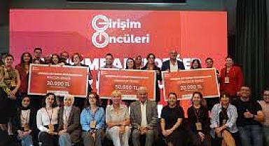 Alarko Holding’in Girişim Öncüleri Projesi’nde Kazanan Girişimciler Ödüllerini Aldı