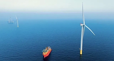 Dünyanın inşaat halindeki en büyük rüzgar çiftliği ilk enerjisini üretti