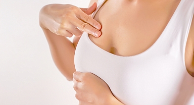 EKİM AYI-MEME KANSERİ FARKINDALIK AYI Hem korunmada hem tedavide büyük fayda sağlıyor!