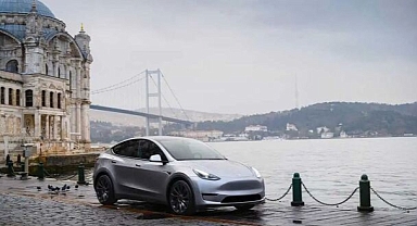 Pazarın yarısı Tesla oldu