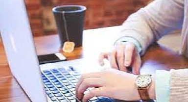 Türkiye'de internet reklamcılığı gelirleri 1,6 milyar dolara yükseldi