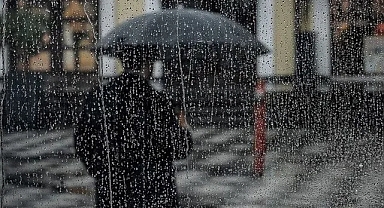 Meteoroloji'den hava tahmin raporu: Sıcaklık azalıyor, sağanak geliyor (Bugün hava nasıl olacak?)