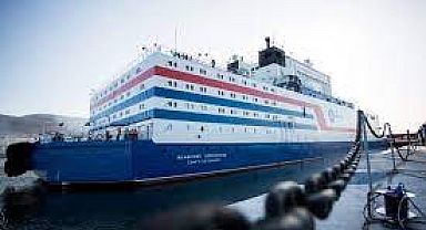 Dünyanın tek yüzer santrali, enerji üretiminin 4’üncü yılında