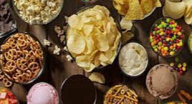 Sıklıkla tüketilen işlenmiş gıdalardaki kanser tehlikesi, bir kez daha kanıtlandı: Üst solunum yolu ve sindirim sistemini tehdit ediyor