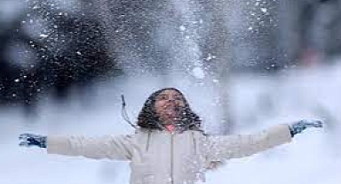 Yurtta kar esareti: Okullar tatil edildi