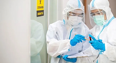 Acil servislerde adım atacak yer kalmadı: Covid-19'un yeni varyantının belirtileri neler?