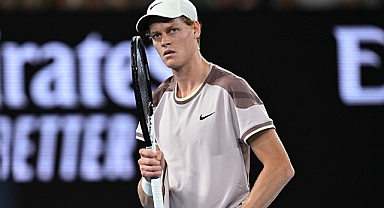 Avustralya Açık'ta Novak Djokovic'i eleyen Jannik Sinner finale çıktı
