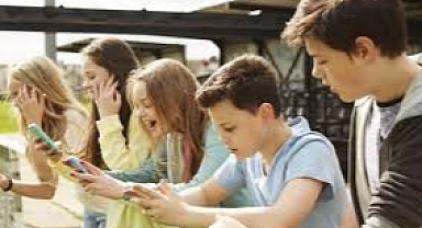 Florida Temsilciler Meclisi, 16 yaşın altındakilere sosyal medyayı yasaklayan tasarıyı onayladı