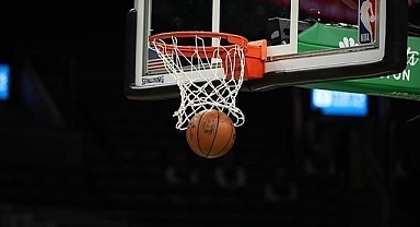 NBA'de Lakers, ilk yarıda 87 sayı attığı Pelicans karşısında zorlanmadı