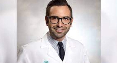 Türk doktor Furkan Burak ABD'nin en iyilerinden