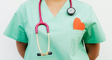 10-16 NİSAN KALP SAĞLIĞI HAFTASI’NDA UZMANINDAN UYARI:  ÇABUK YORULUYORSANIZ, GÖĞÜS AĞRISI VE ÇARPINTINIZ VARSA 