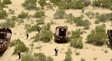 Aral Gölü'nün kuruyan kısmı ağaçlandırılarak çevre felaketi hafifletilmeye çalışılıyor