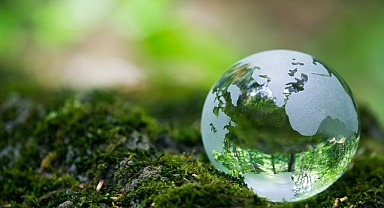 Canon, Dünya Günü’nü doğaya saygılı duruşuyla kutluyor