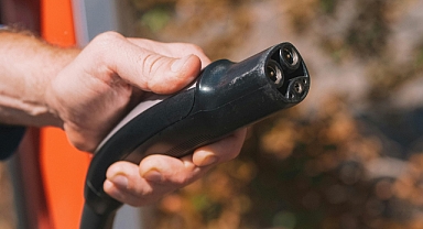 Orange Charger'dan Elektrikli Araç Şarjında Devrim: Uygun Fiyatlı ve Güvenilir Çözümler