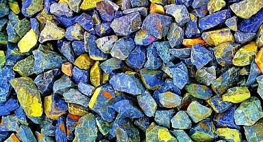 Yeşil Enerji Dönüşümünü Tehdit Eden Mineral Fiyatları Düşüşü: IEA'dan Uyarı