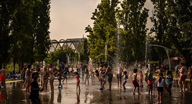 Madrid, Frankfurt, Viyana: Avrupa şehirleri sıcak hava dalgalarına nasıl uyum sağlıyor?