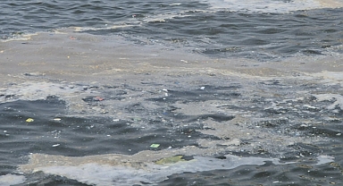 Mersin Körfezi'ndeki köpüklenme için 