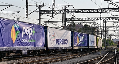 PepsiCo, Türkiye’de elektrikli tren ile hızlı tüketim sektöründe gıda taşımacılığı gerçekleştiren ilk şirket oldu  