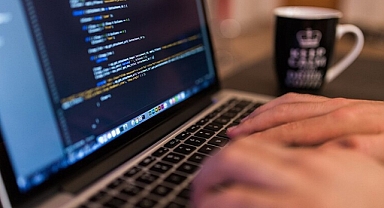 Dijital dünyaya rağbet karbon emisyonlarını artırıyor.