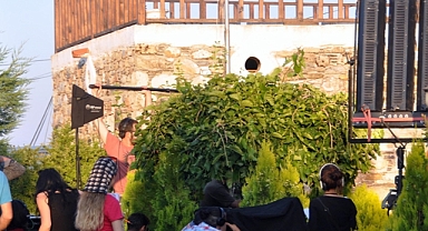 Dizi ve film setlerinde alınabilecek önlemler sektörün karbon ayak izini azaltabilir