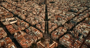 Barselona, ​​AB'de en yüksek araç yoğunluğuna sahip. Trafiği %25 oranında azaltmak 200 hayat kurtarabilir