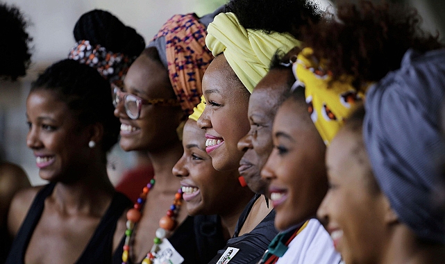 Afrika Kökenli Kadınlar Eşitsizlikle Mücadele Ediyor: Eğitimden Sağlığa Derin Uçurum